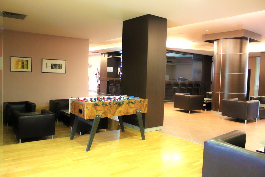Kendros Hotel プロヴディフ エクステリア 写真