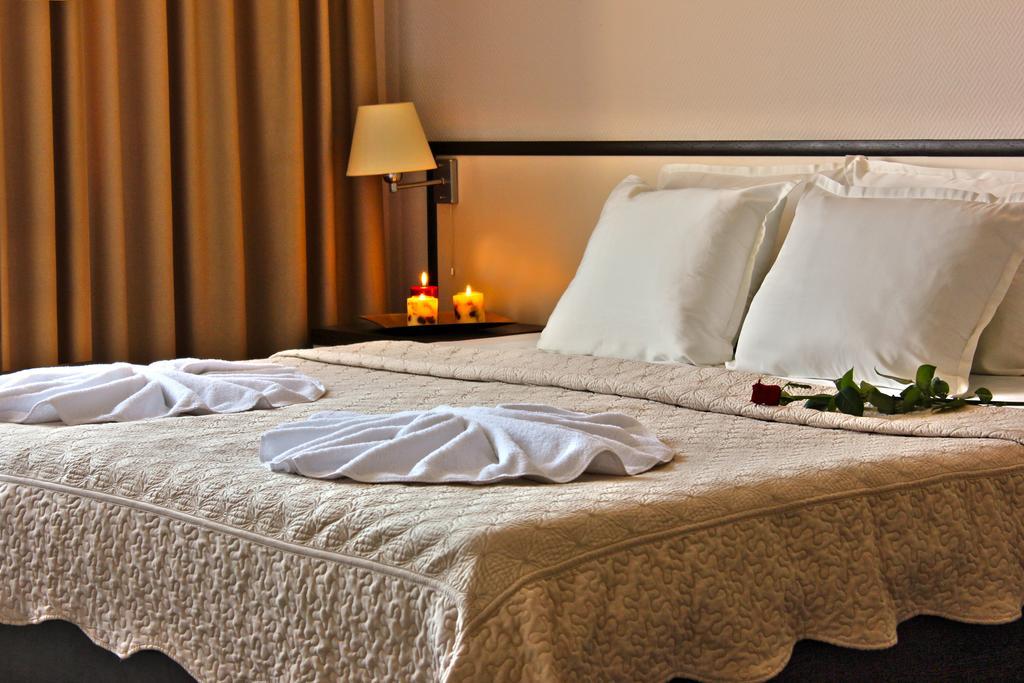 Kendros Hotel プロヴディフ 部屋 写真