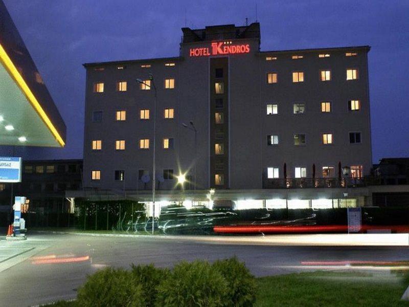 Kendros Hotel プロヴディフ エクステリア 写真